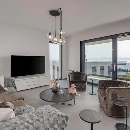 Gorgeous In With Kitchen Apartament Kostrena